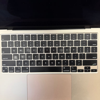 2022 Apple MacBook Air 13.6" M2 10C GPU 3.5GHz 8GB RAM 512GB SSD MLY23LL/A