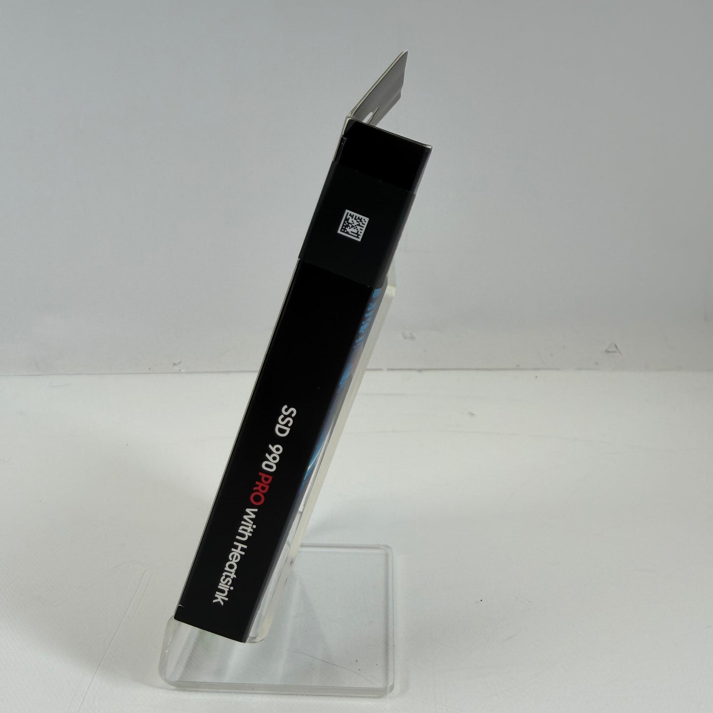 New Samsung 2280mm 990 Pro with Heatsink 2TB M.2 NVMe Gen 4.0 x 4 SSD MZ-V9P2T0
