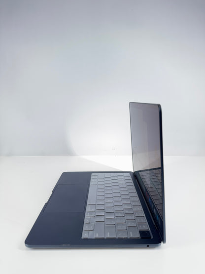 2025 Apple MacBook Air 13" M4 8C GPU 4.5GHz 16GB RAM 256GB SSD MW123LL/A